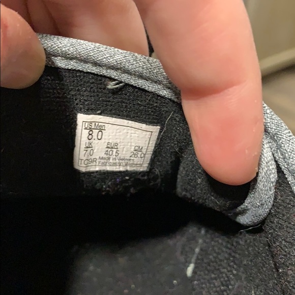 Vans shoes (men’s 8) - Picture 5 of 5